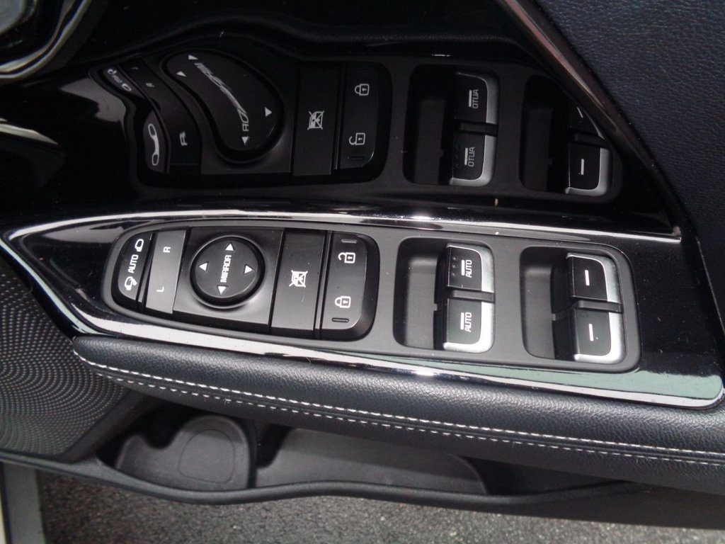 Used Kia Niro 2017 for sale - 77952761: Photo 12