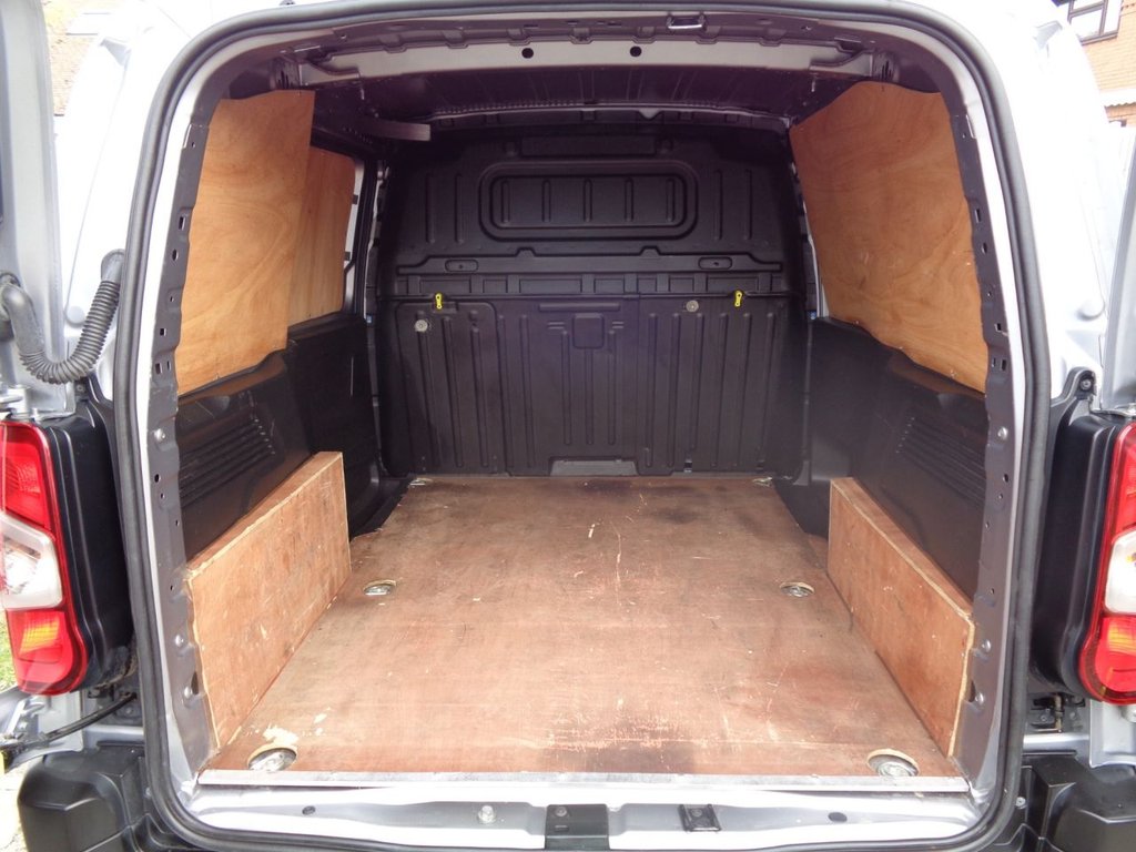 Used Peugeot Partner 2020 for sale - 76132636: Photo 10