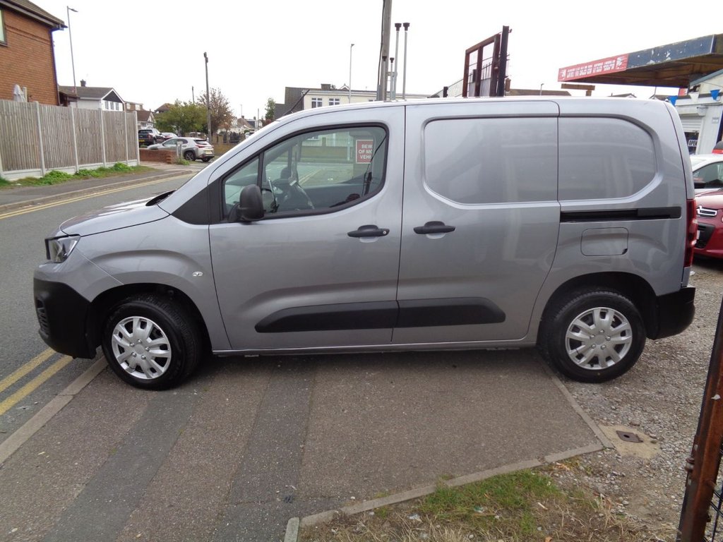 Used Peugeot Partner 2020 for sale - 76132636: Photo 11