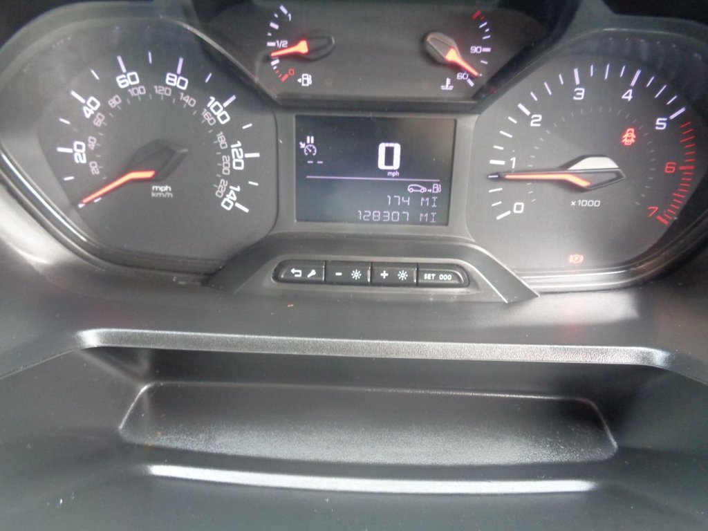 Used Peugeot Partner 2020 for sale - 76132636: Photo 6