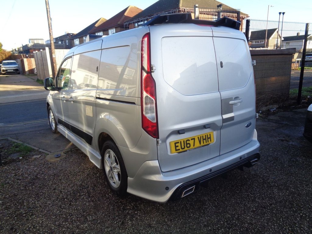 Used Ford Transit Connect 2017 for sale - 76934835: Photo 9