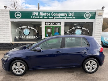 Used Volkswagen Golf 2019 for sale - 78420442: Photo