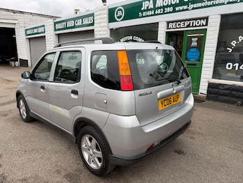 Used Suzuki Ignis 2006 for sale - 79553926: Photo
