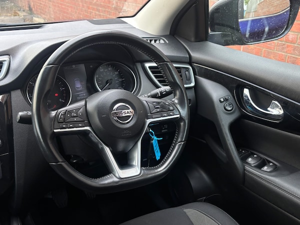 Used Nissan Qashqai 2018 for sale - 75514473: Photo 9