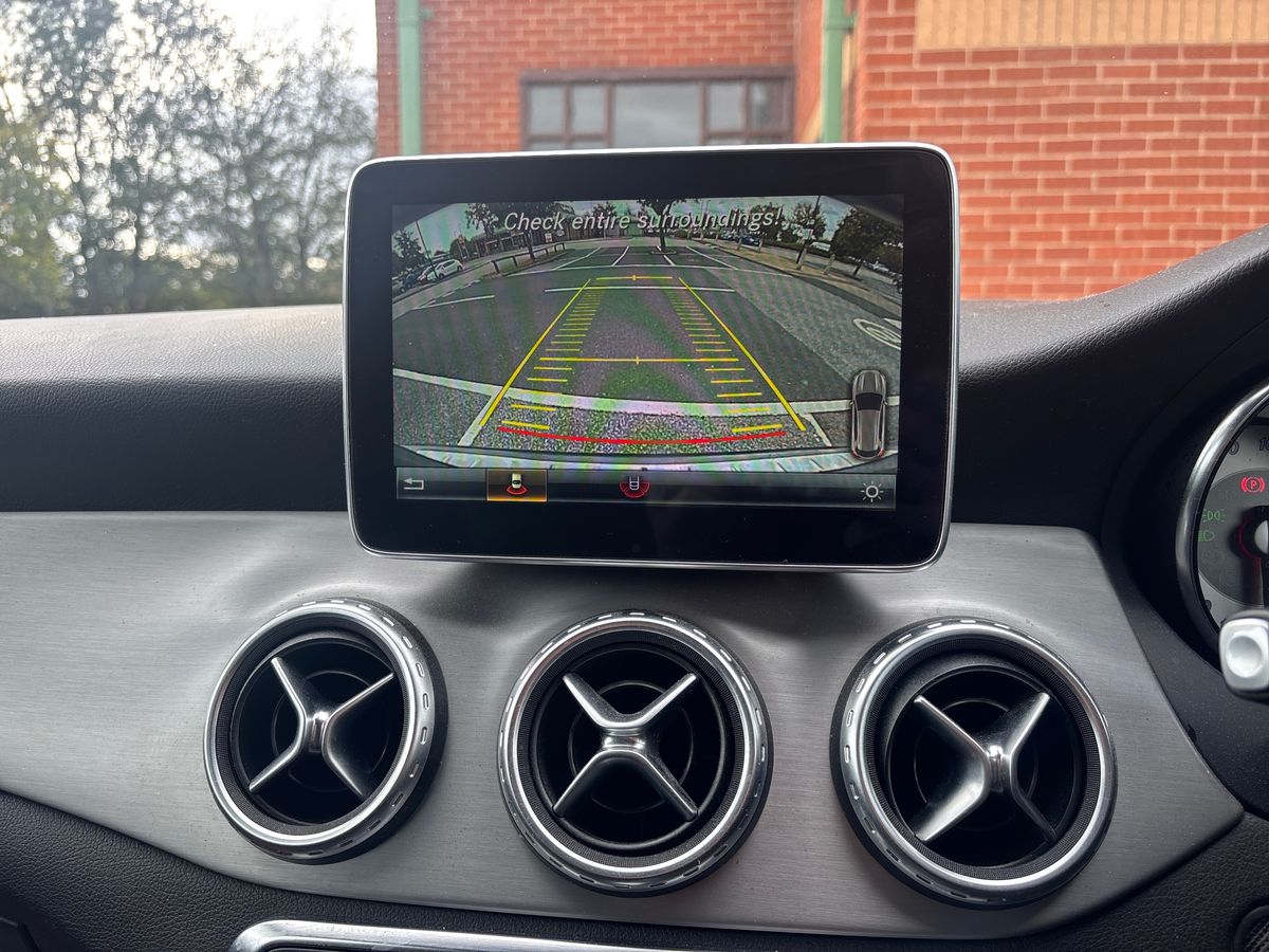 Used Mercedes-Benz GLA 2015 for sale - 76062077: Photo 19