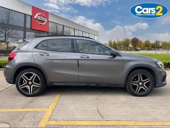 Used Mercedes-Benz GLA 2015 for sale - 76062077: Photo