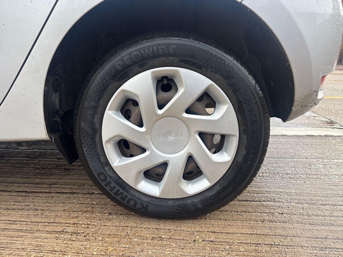 Used Dacia Sandero 2017 for sale - 76568091: Photo 9