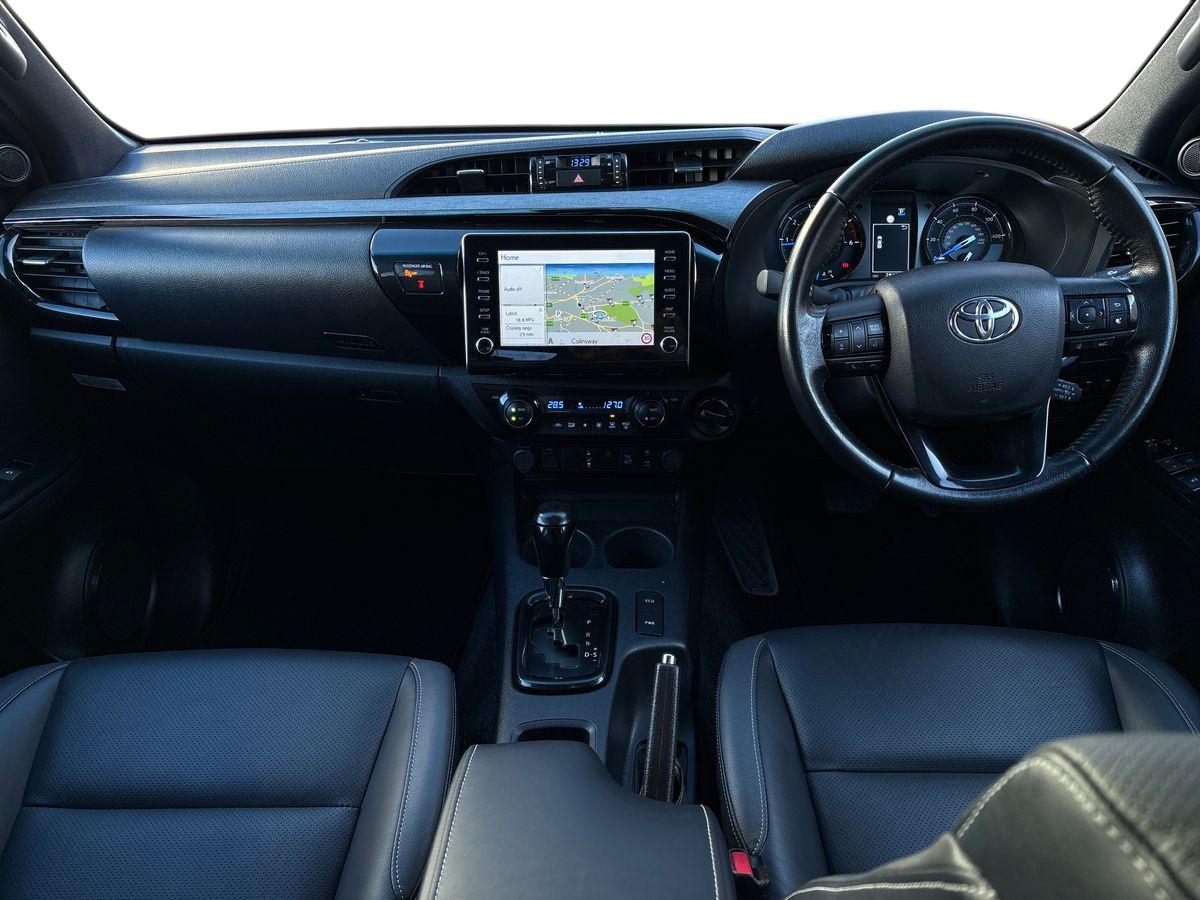 Used Toyota Hilux 2023 for sale - 76788129: Photo 11