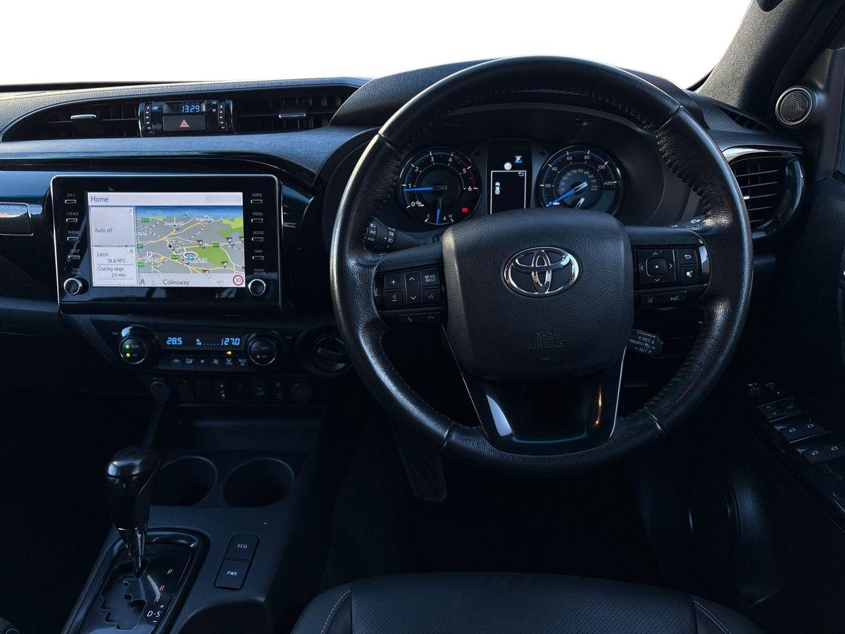 Used Toyota Hilux 2023 for sale - 76788129: Photo 12