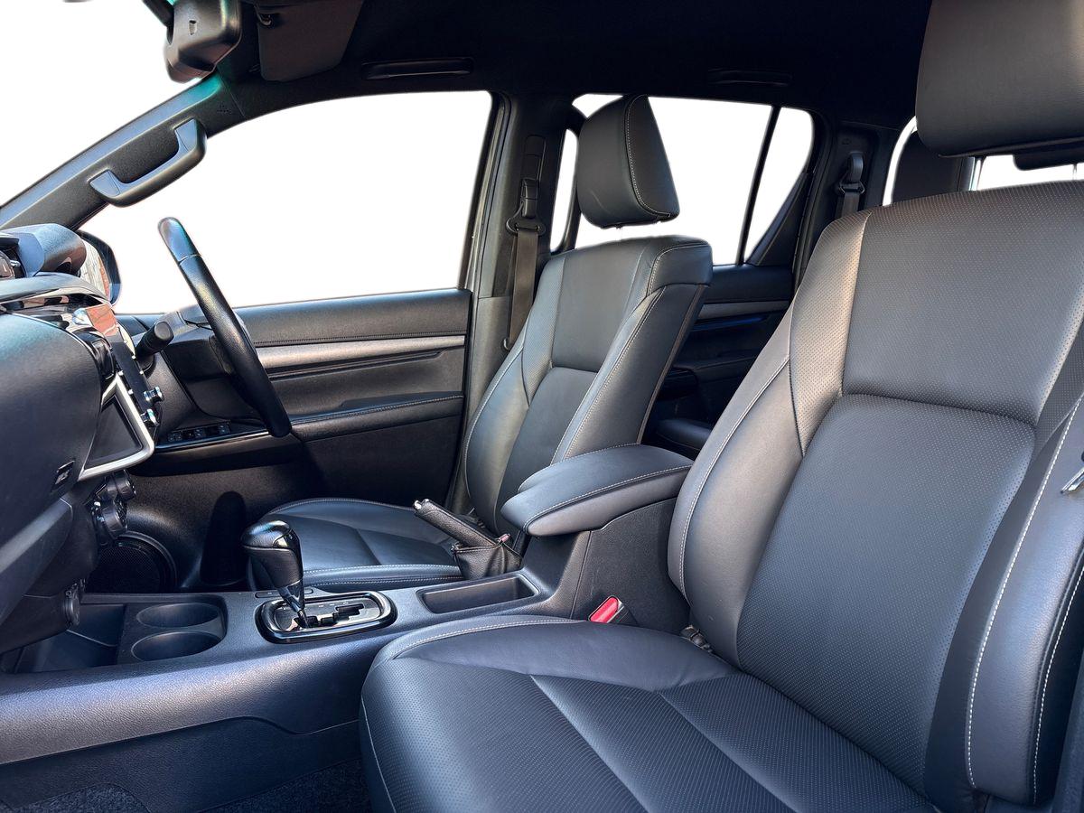 Used Toyota Hilux 2023 for sale - 76788129: Photo 16