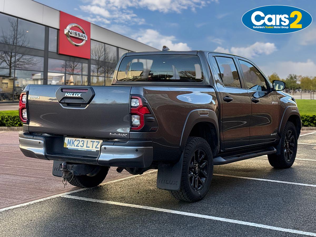 Used Toyota Hilux 2023 for sale - 76788129: Photo 3