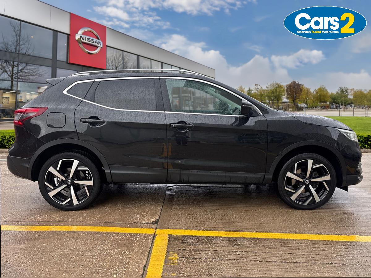 Used Nissan Qashqai 2018 for sale - 76092142: Photo 2