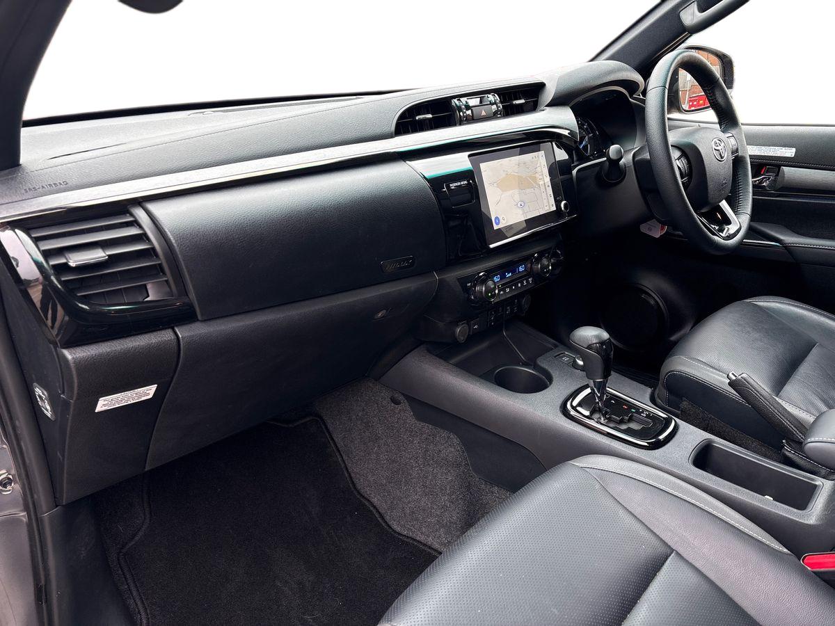 Used Toyota Hilux 2025 for sale - 78022239: Photo 15
