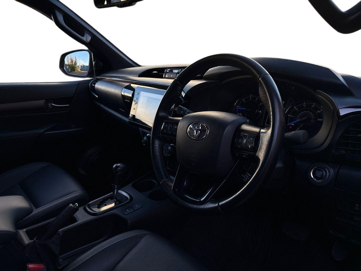 Used Toyota Hilux 2023 for sale - 77079100: Photo 10