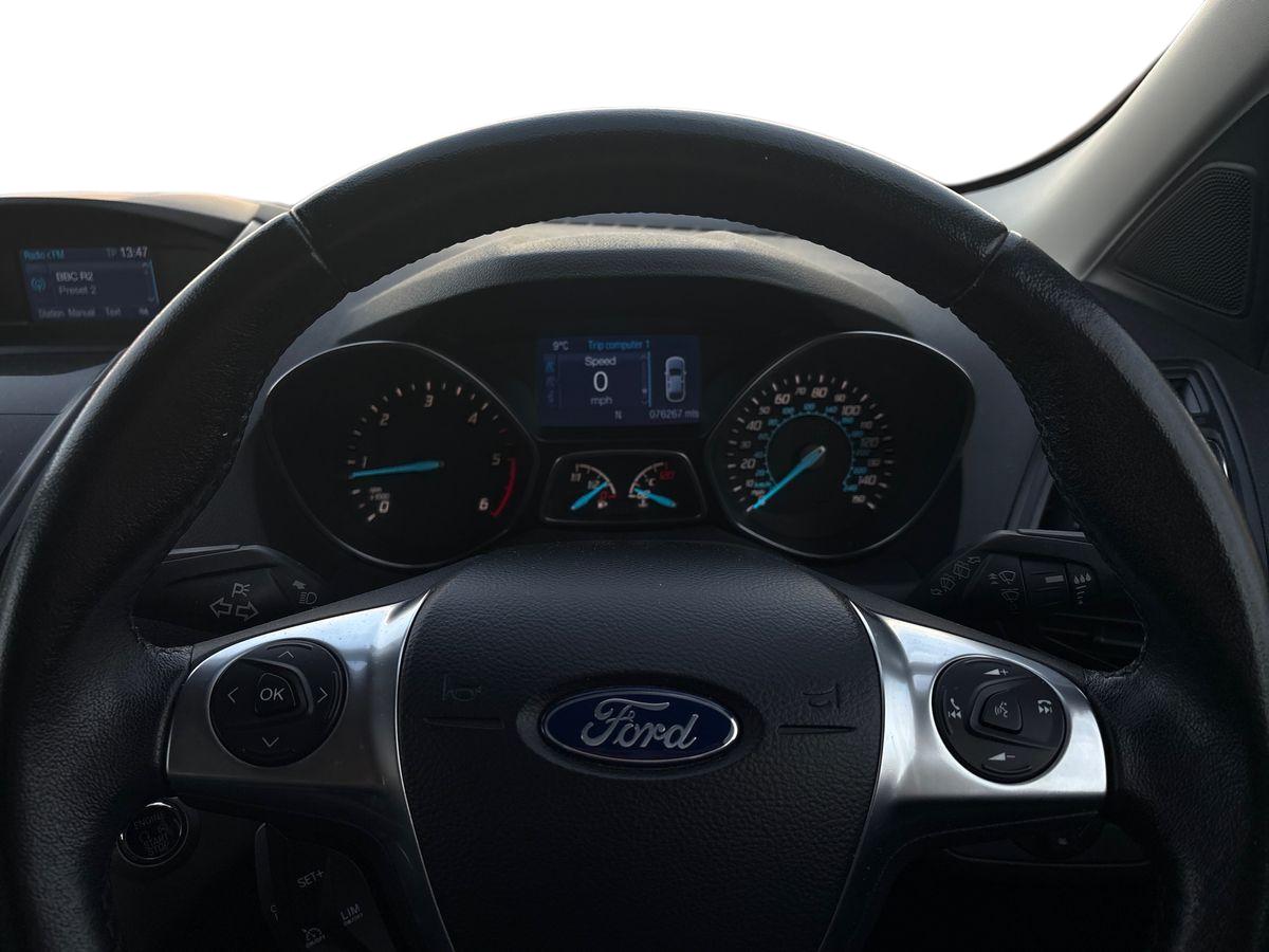 Used Ford Kuga 2015 for sale - 76966657: Photo 13