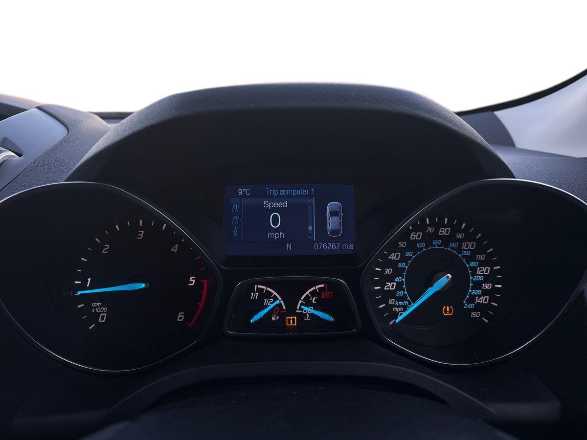 Used Ford Kuga 2015 for sale - 76966657: Photo 14