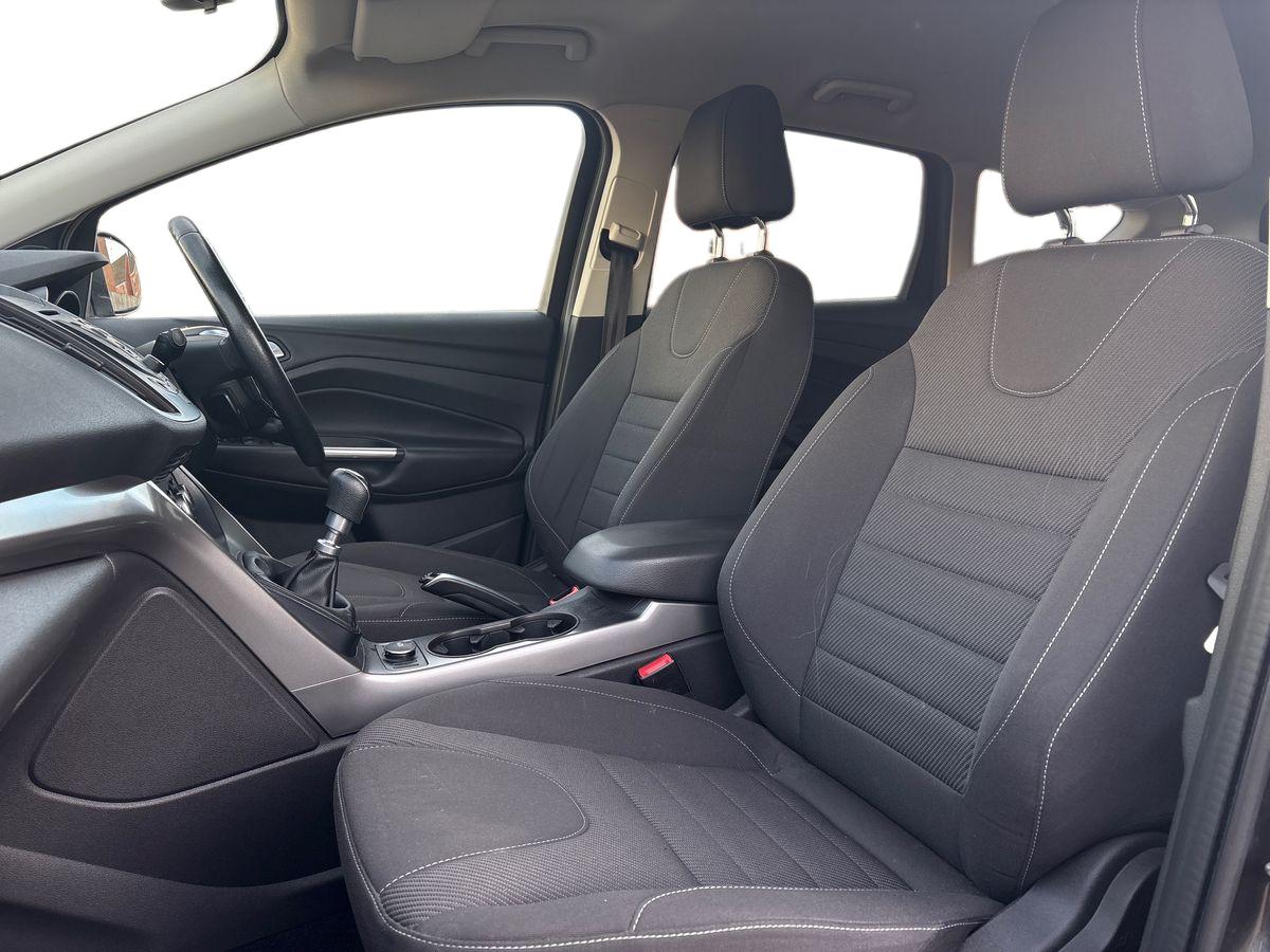 Used Ford Kuga 2015 for sale - 76966657: Photo 16