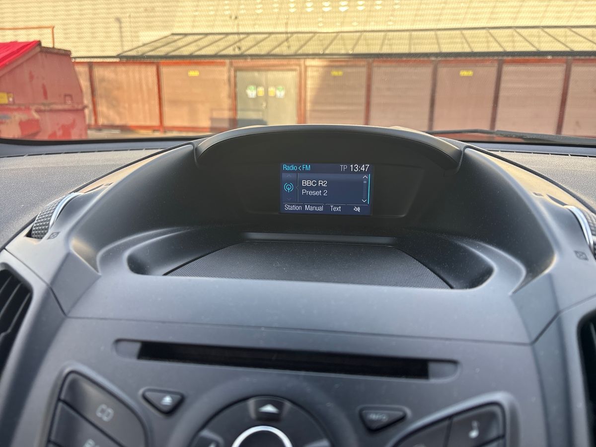 Used Ford Kuga 2015 for sale - 76966657: Photo 19