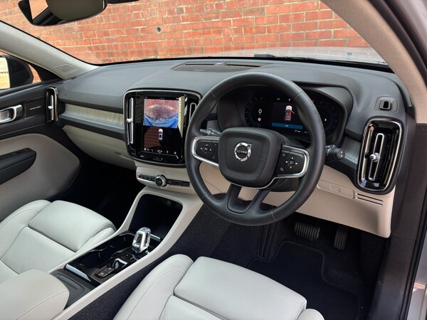 Used Volvo XC40 2024 for sale - 75514375: Photo 12