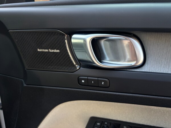 Used Volvo XC40 2024 for sale - 75514375: Photo 28