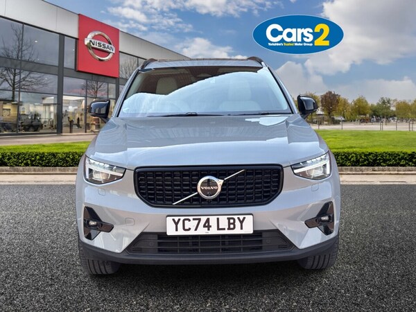 Used Volvo XC40 2024 for sale - 75514375: Photo 2