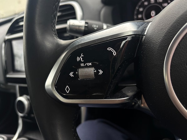 Used Jaguar XE 2020 for sale - 75483279: Photo 19