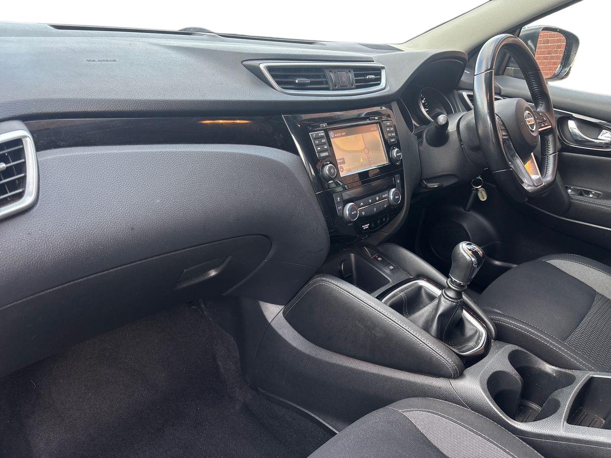 Used Nissan Qashqai 2018 for sale - 76487328: Photo 15