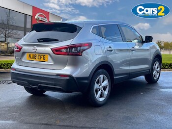 Used Nissan Qashqai 2018 for sale - 76487328: Photo