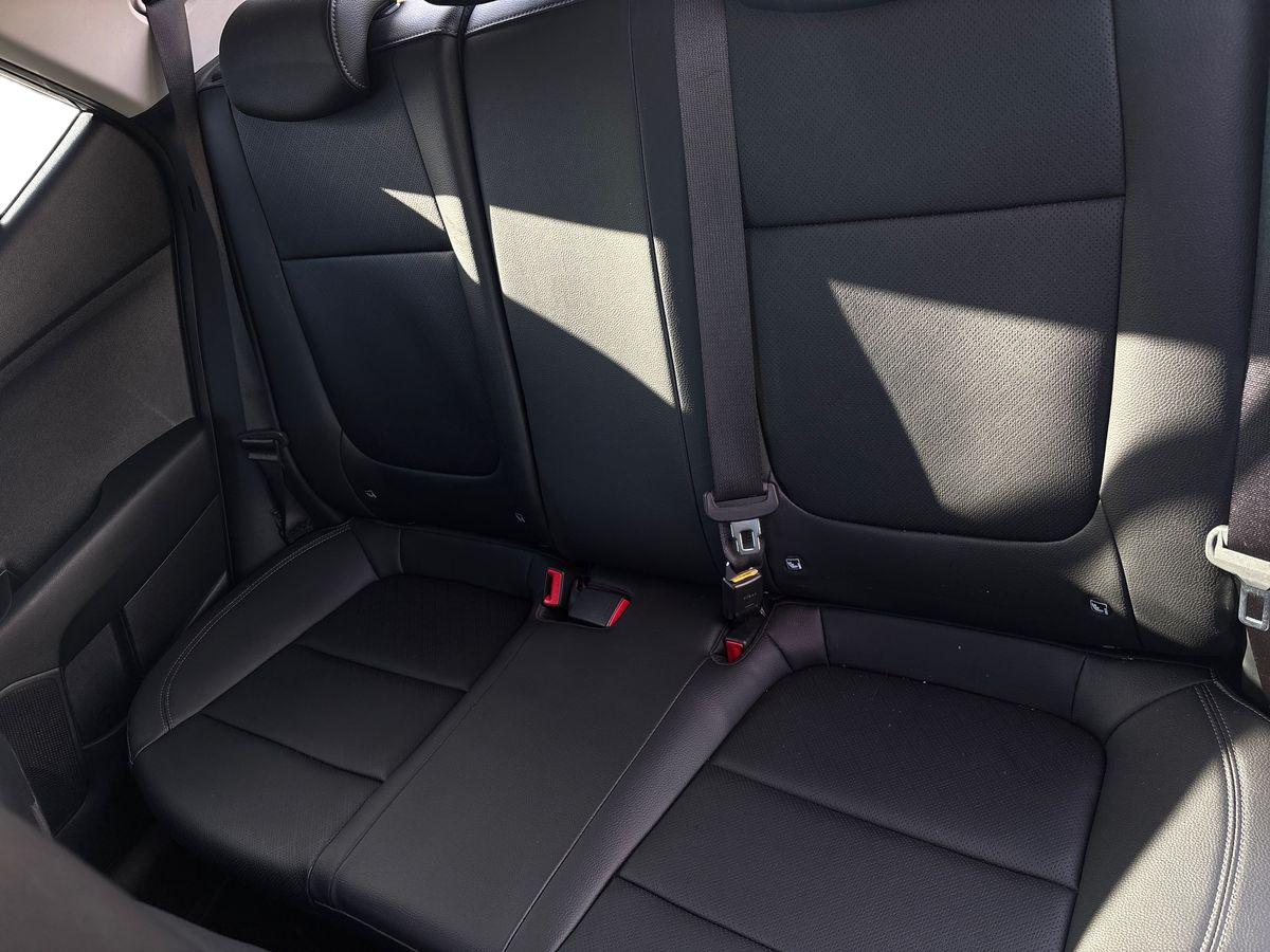 Used Kia Stonic 2023 for sale - 76351000: Photo 17