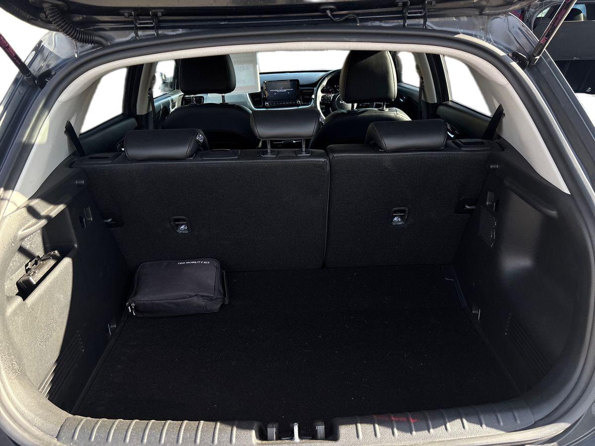 Used Kia Stonic 2023 for sale - 76351000: Photo 18