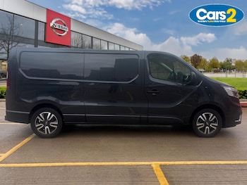 Used Renault Trafic 2023 for sale - 76140351: Photo