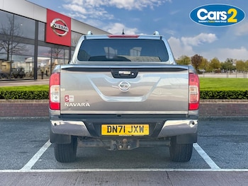 Used Nissan Navara 2021 for sale - 77942003: Photo