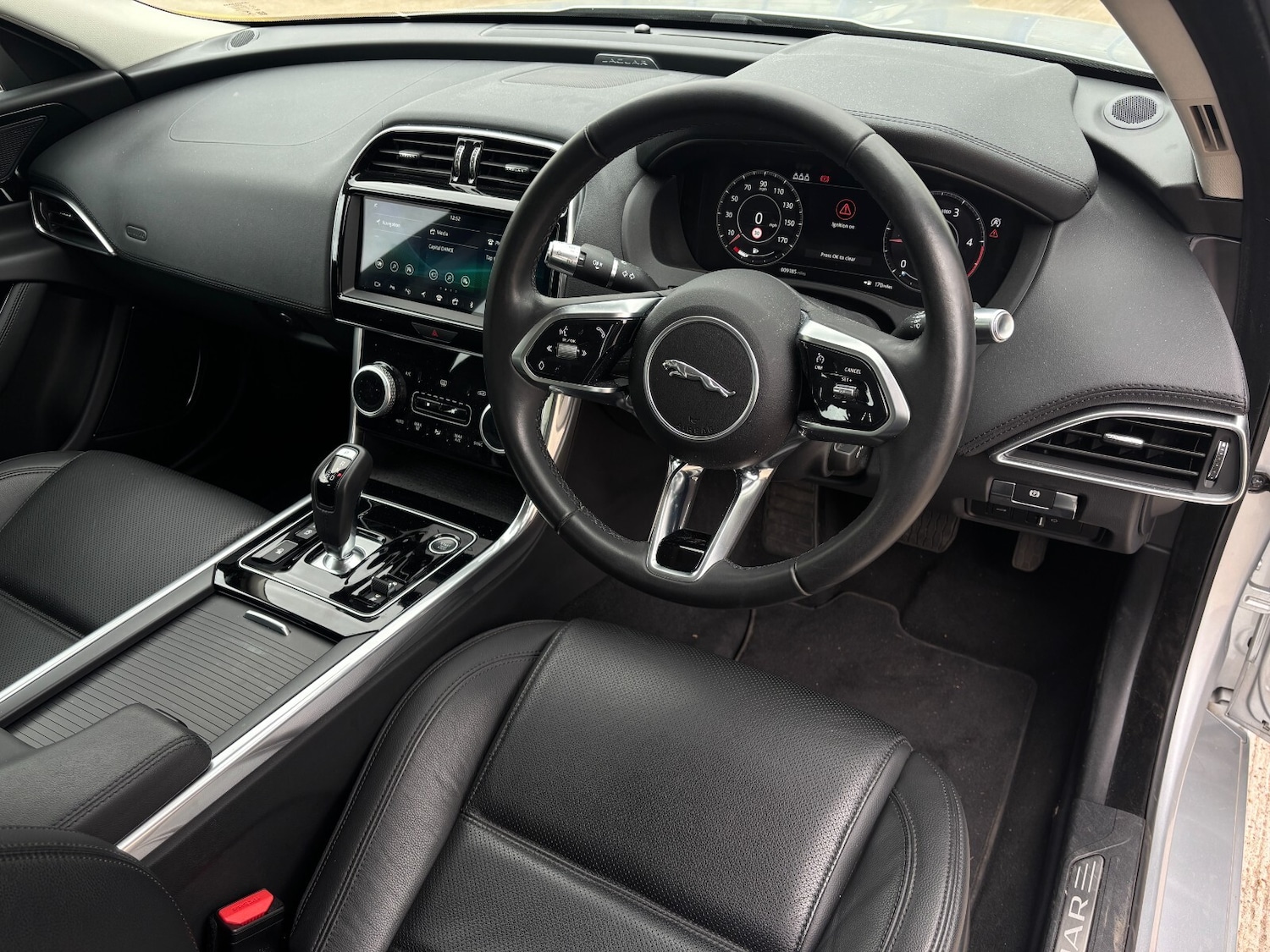 Used Jaguar XE 2020 for sale - 77293386: Photo 14