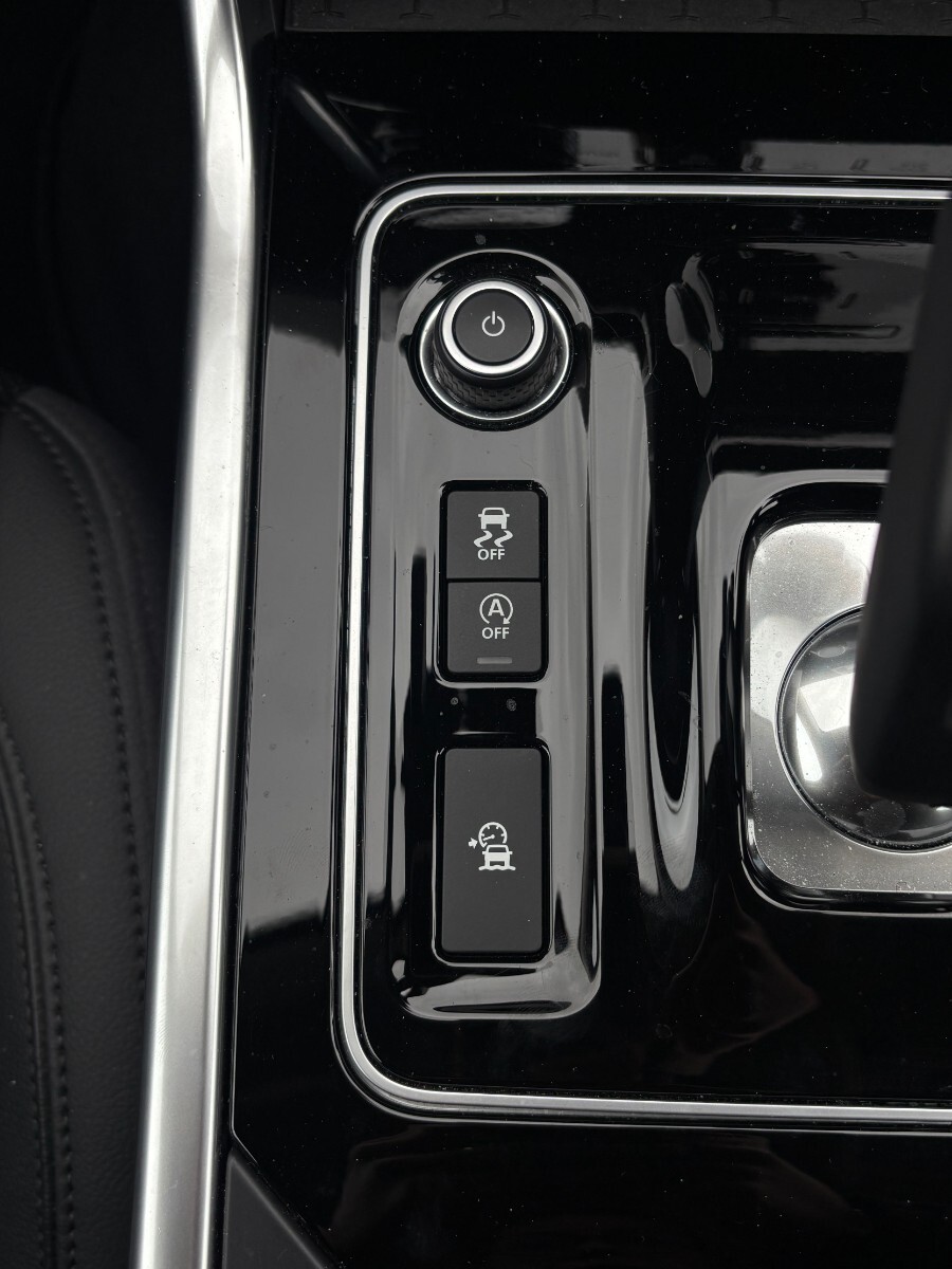 Used Jaguar XE 2020 for sale - 77293386: Photo 32