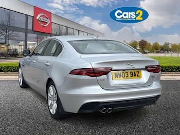 Used Jaguar XE 2020 for sale - 77293386: Photo