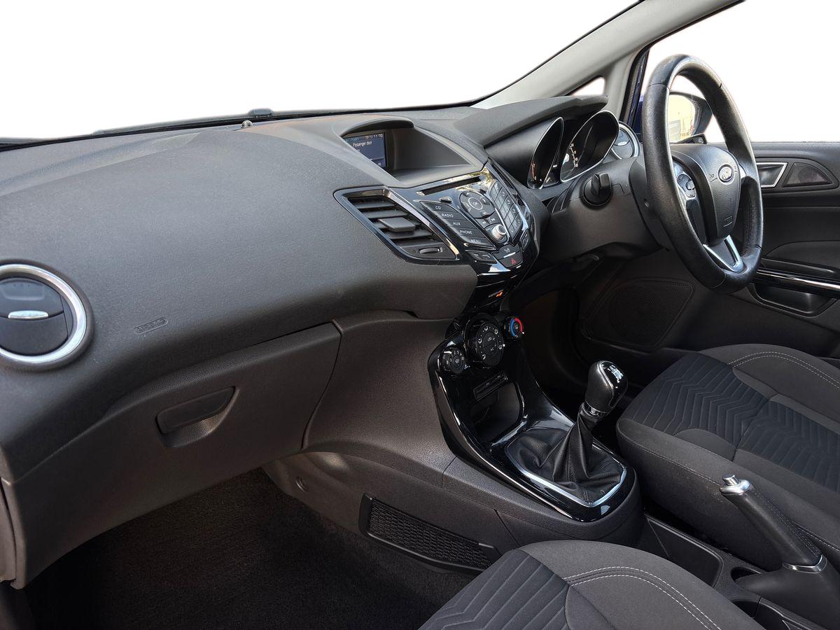 Used Ford Fiesta 2015 for sale - 76410629: Photo 15