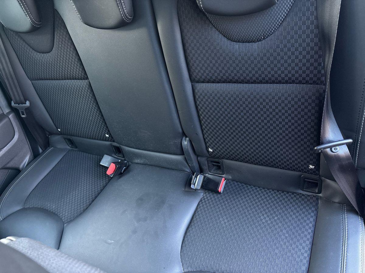 Used Renault Clio 2017 for sale - 76788235: Photo 17