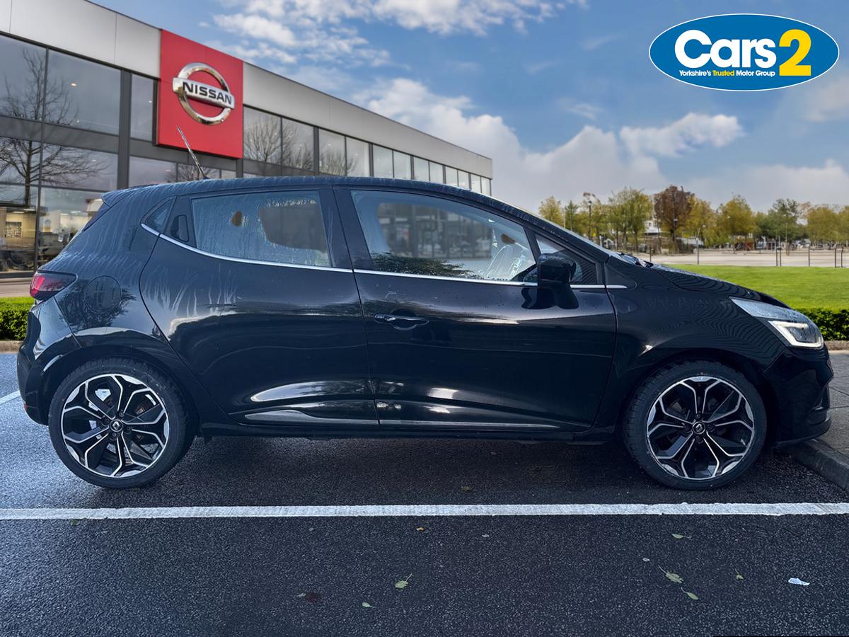 Used Renault Clio 2017 for sale - 76788235: Photo 2