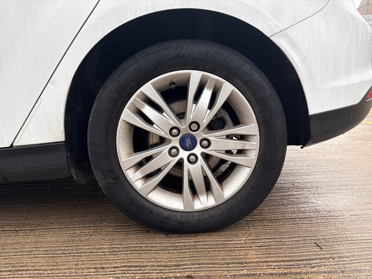 Used Ford Focus 2014 for sale - 77360559: Photo 9