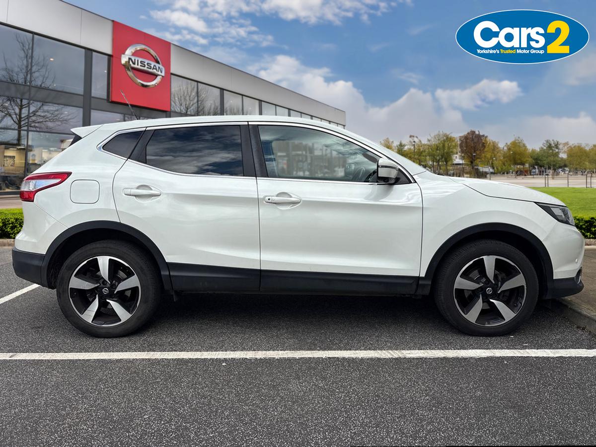 Used Nissan Qashqai 2016 for sale - 78088497: Photo 2
