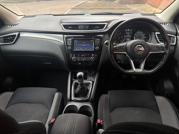 Used Nissan Qashqai 2017 for sale - 75569652: Photo 8