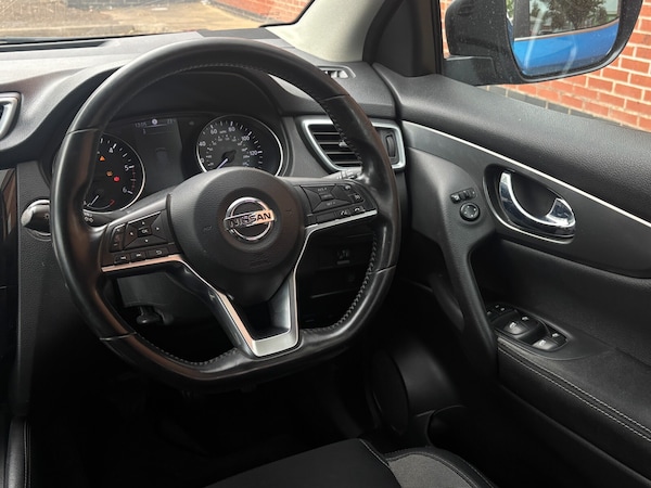 Used Nissan Qashqai 2017 for sale - 75569652: Photo 9