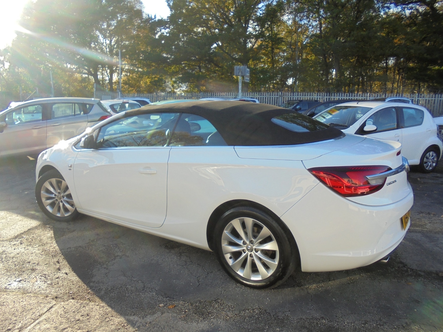 Used Vauxhall Cascada 2014 for sale - 76437939: Photo 11