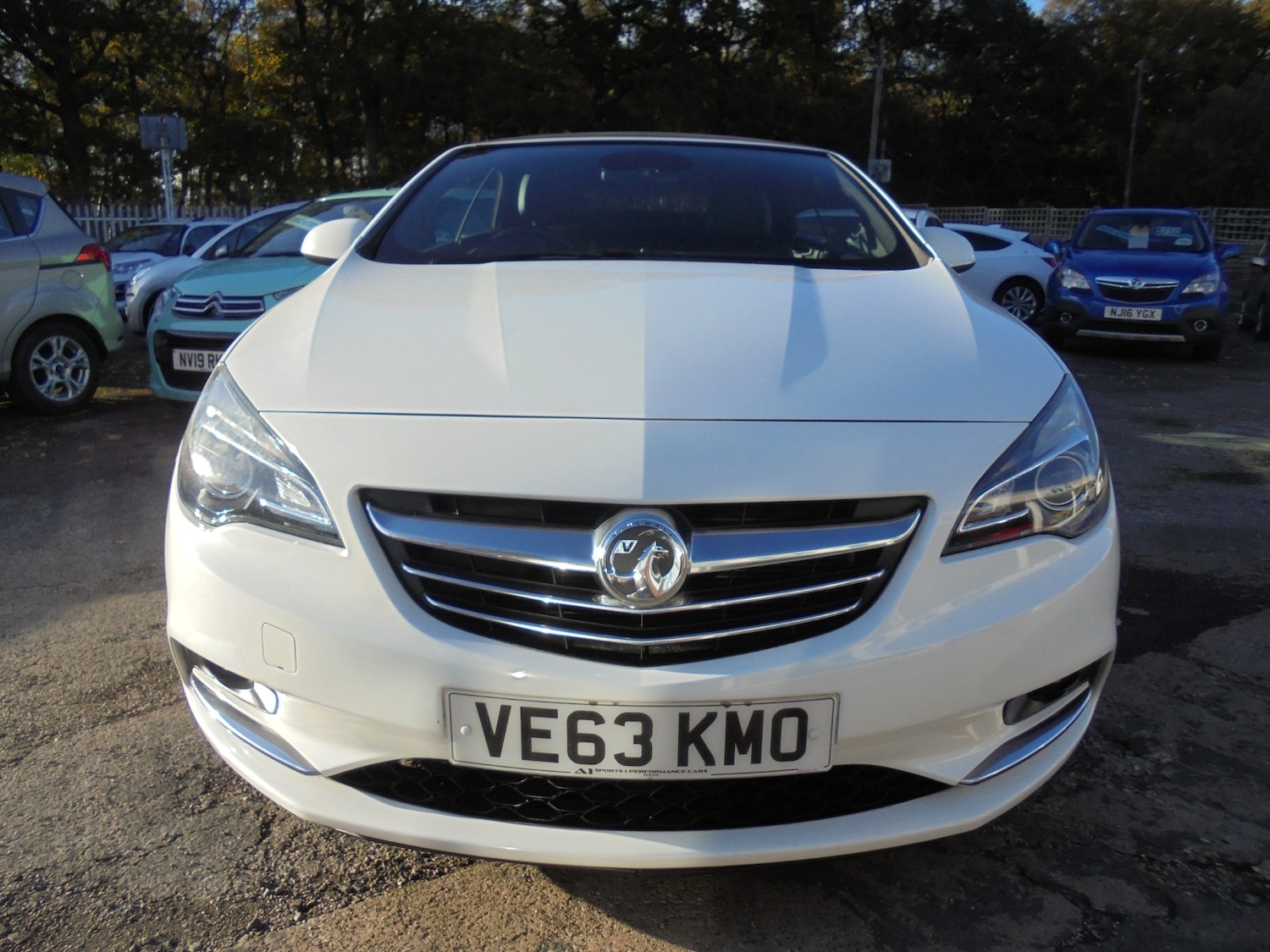 Used Vauxhall Cascada 2014 for sale - 76437939: Photo 3