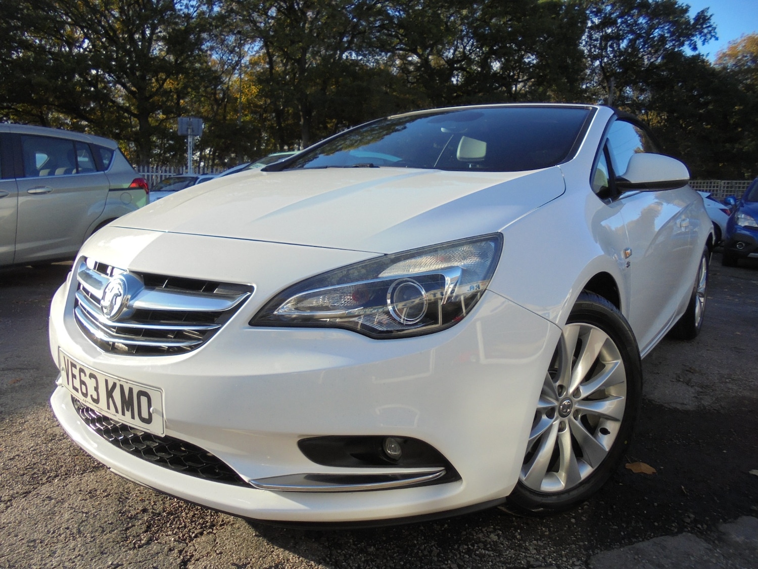 Used Vauxhall Cascada 2014 for sale - 76437939: Photo 5