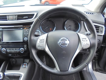 Used Nissan Qashqai 2014 for sale - 76959916: Photo