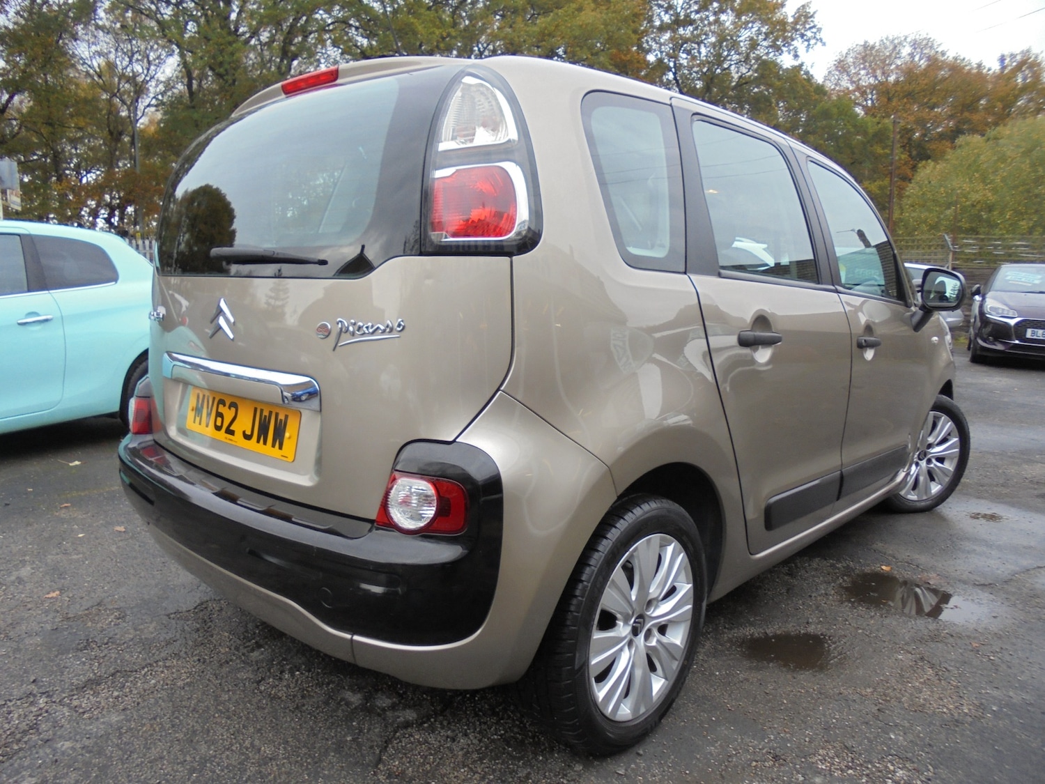 Used Citroen C3 Picasso 2012 for sale - 76542900: Photo 13