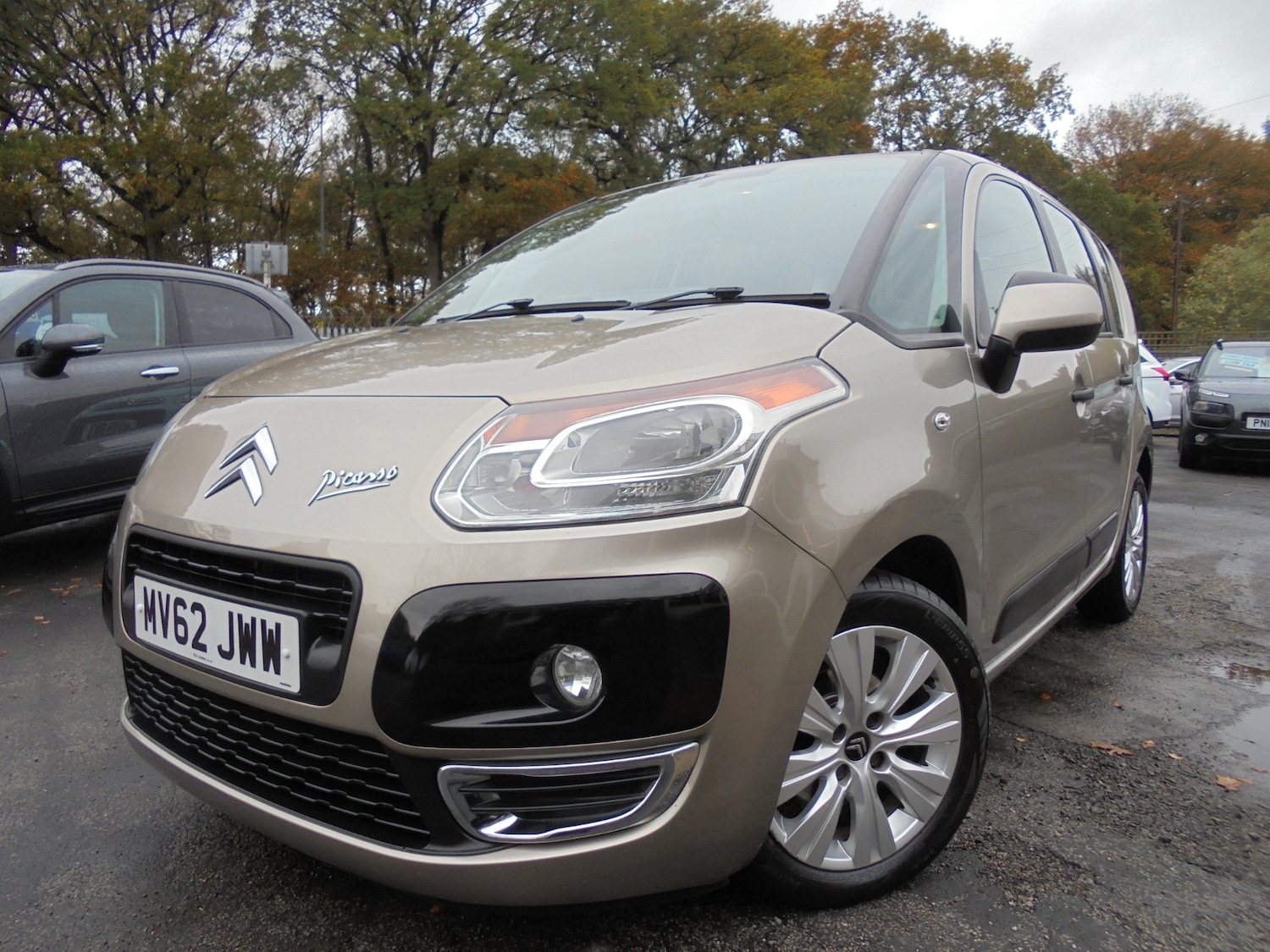 Used Citroen C3 Picasso 2012 for sale - 76542900: Photo 5