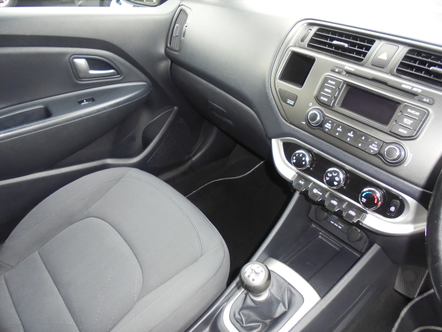 Used Kia Rio 2014 for sale - 76720115: Photo 6