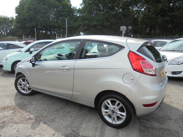 Used Ford Fiesta 2015 for sale - 75369356: Photo 9